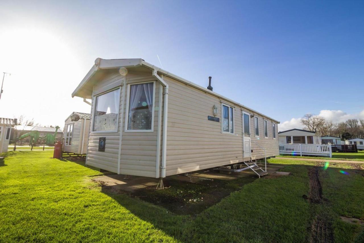 Hopton on Sea Lovely Caravan With Wifi At Broadland Sands In Suffolk Ref 20035Bs酒店 外观 照片
